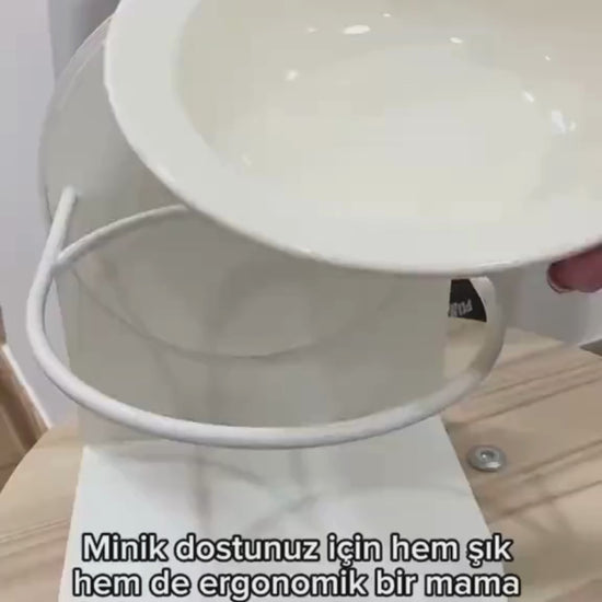 Mıknatıslı mama kabı videosu